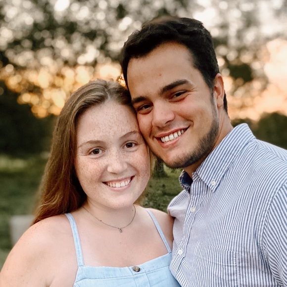 Meet your Posher, Bekah - Picture 1 of 1